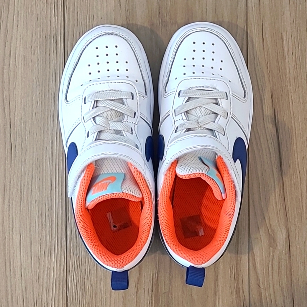 Kid's Nike shoes